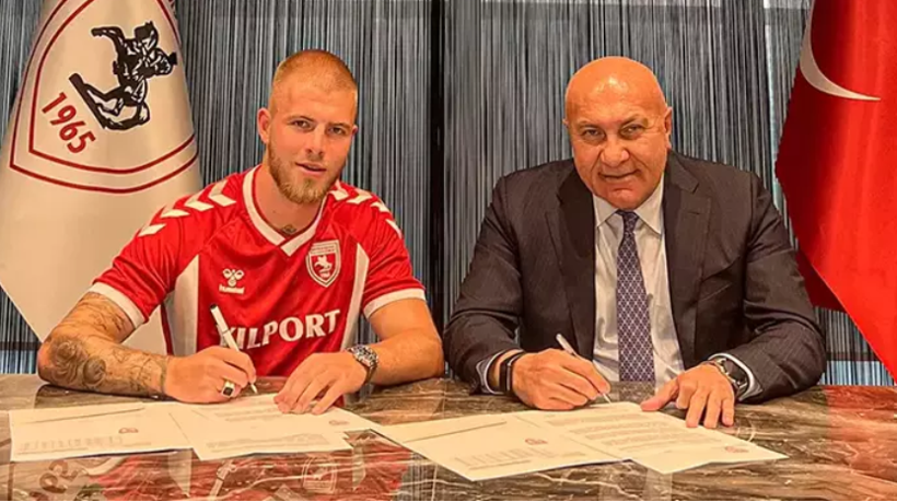 Süper Lig'de biten tüm transferler listesi; İşte yaz transfer dönemine damga vuran isimler - Fotoğraf: 153