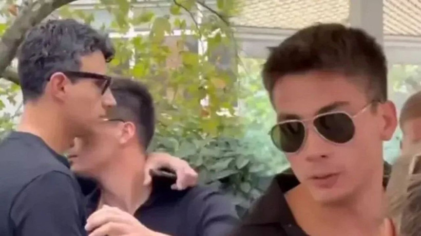 Atakan Özkaya'dan babasına son görev: Cenaze töreninde duygusal anlar - Resim: 4