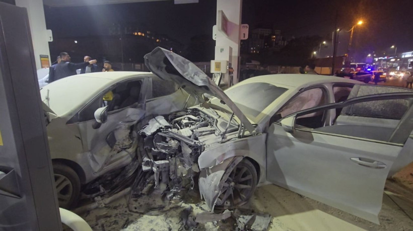 Çekmeköy'de otomobil akaryakıt istasyonuna daldı - Resim: 3