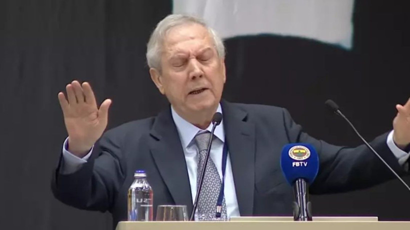 Aziz Yıldırım kürsüye çıktı, ortalık karıştı! Ali Koç'a olay sözler... "Yanlış yapıyorsun" - Resim: 1