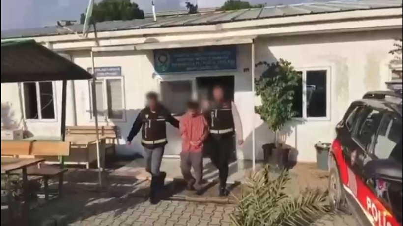 Sadaka kutusunu çalan şüpheli yakalandı; o anlar kamerada - Resim: 1