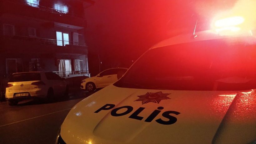 Haber alamadığı kardeşini evde ölü buldu - Resim: 1