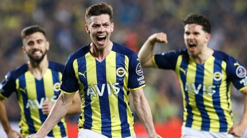 Deprem! Yıldız futbolcu Fenerbahçe'den ayrıldı; Kimse bunu tahmin etmemişti - Fotoğraf: 6