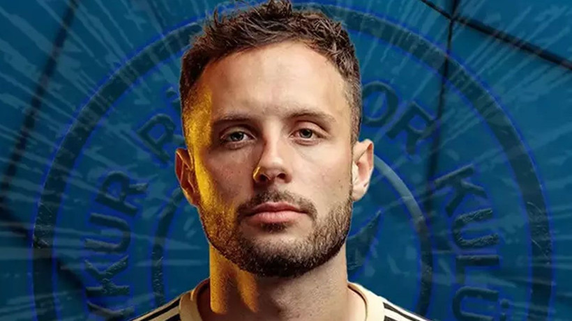 Süper Lig’de atılan son imzalar olay oldu; İşte transfer dönemine damga vuran o liste - Fotoğraf: 15