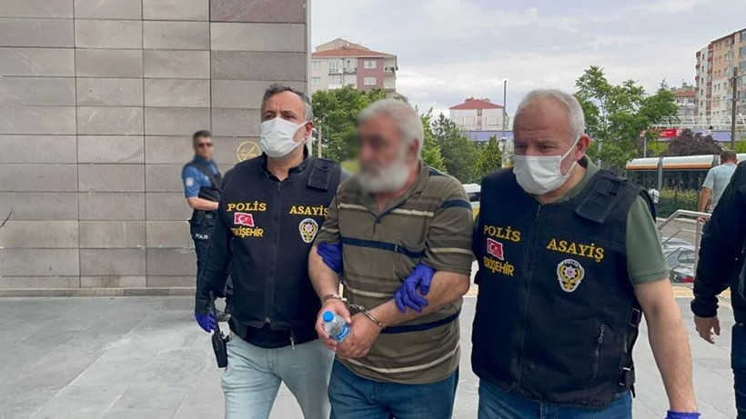 Cinayetin sırrı 18 yıl sonra çözüldü: Arkadaşını öldürüp tanınmaz hale getirdi - Fotoğraf: 2