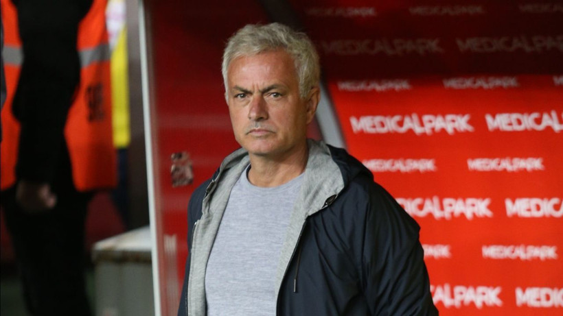 Fenerbahçe Samsun'a takıldı: Jose Mourinho'dan hakemlere Galatasaray göndermesi - Fotoğraf: 2