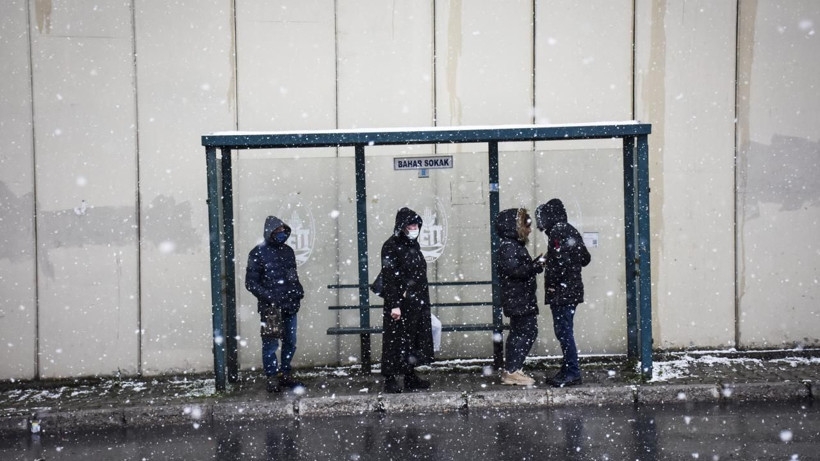 Meteoroloji'den 12 il için sarı kodlu uyarı: İller tek tek sıralandı, çok kuvvetli fırtına, kar ve sağanak geliyor - Fotoğraf: 12