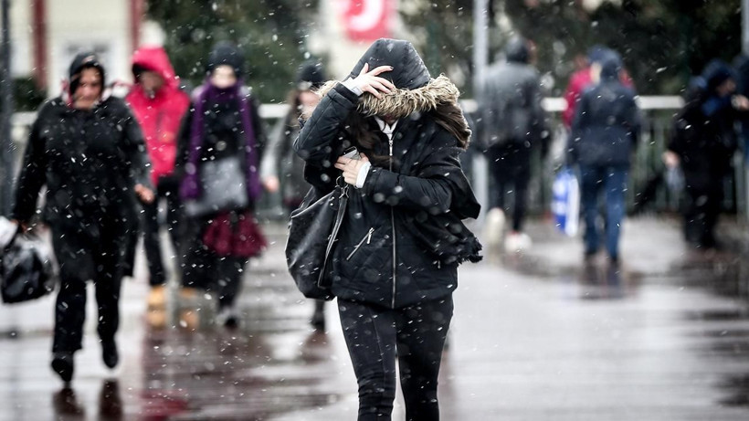 Meteoroloji'den 12 il için sarı kodlu uyarı: İller tek tek sıralandı, çok kuvvetli fırtına, kar ve sağanak geliyor - Fotoğraf: 11
