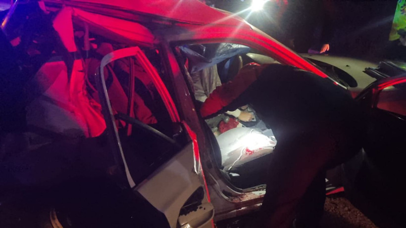 Sinop’ta iki otomobil çarpıştı: 2 ölü, 2 yaralı - Fotoğraf: 2
