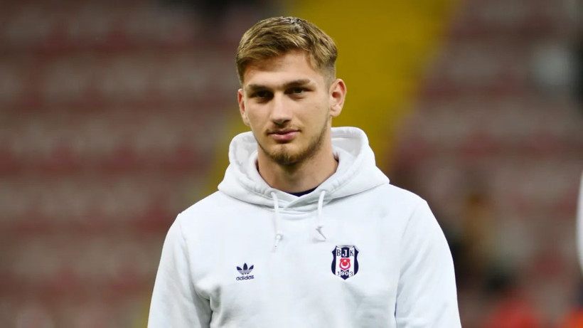 Beşiktaş'ta Semih Kılıçsoy ile yollar ayrıldı; Yıldız isimle anlaşma sağlandı - Fotoğraf: 2