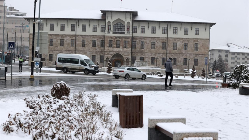 17 ile sarı alarm: İstanbul'da kar fırtınası! Sıcaklıklar 10 derece düşüyor - Fotoğraf: 14