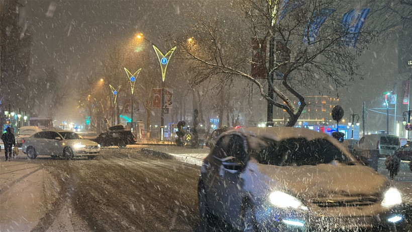 Kütahya, karla beyaza büründü - Fotoğraf: 6