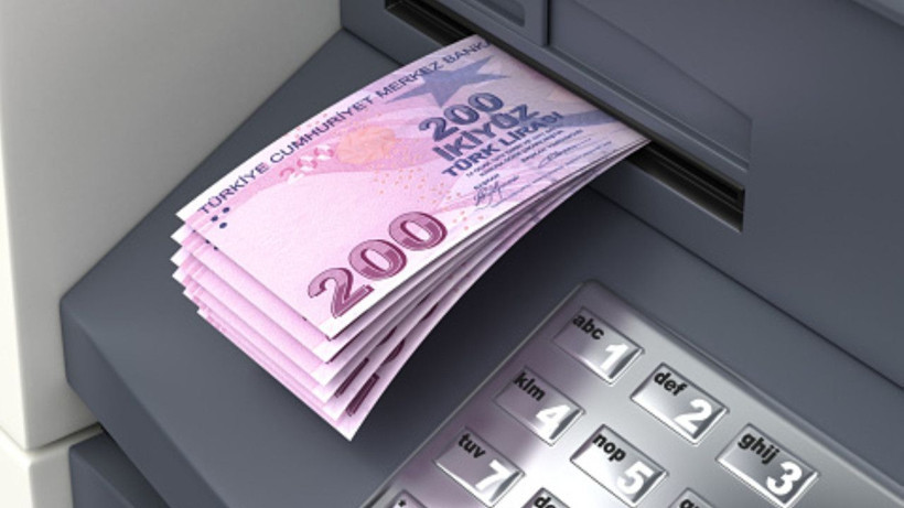 Bankacılık işlemlerine büyük zam! FAST, EFT ve kart aidatlarında artışa gidildi - Fotoğraf: 4