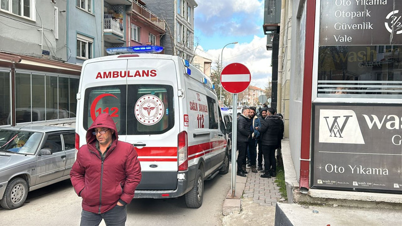 Şizofreni hastası koca, ayrı yaşadığı eşini tornavidayla 18 yerinden yaraladı - Fotoğraf: 2