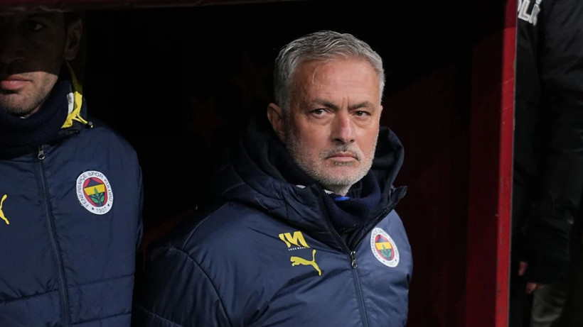 Fenerbahçe'de Jose Mourinho şoku yaşanıyor! Yine olmadı - Fotoğraf: 2