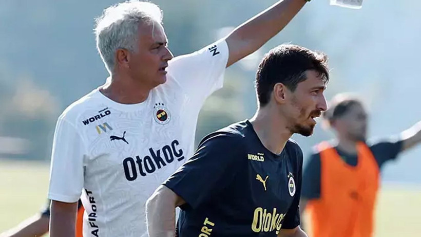 Fenerbahçe’de olay Mert Hakan Yandaş kararı, Jose Mourinho son noktayı koydu - Fotoğraf: 5