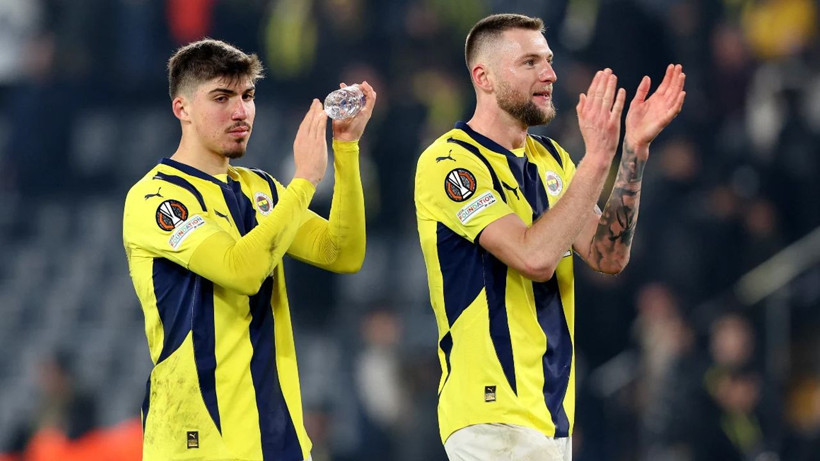 Fenerbahçe’yi karıştıracak ayrılık haberi, yıldız isim ara transfer döneminde gelmişti - Fotoğraf: 7