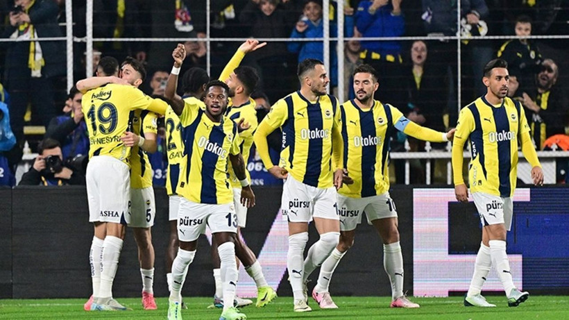 Ve Jose Mourinho yıldız isim ile resmen anlaştı! Trabzonspor ile yollarını ayırmıştı... - Fotoğraf: 2