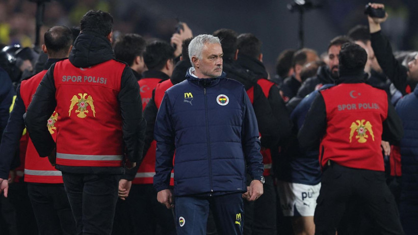 Okan Buruk'tan flaş Jose Mourinho hamlesi! Tüm dünya bunu konuşacak - Fotoğraf: 2