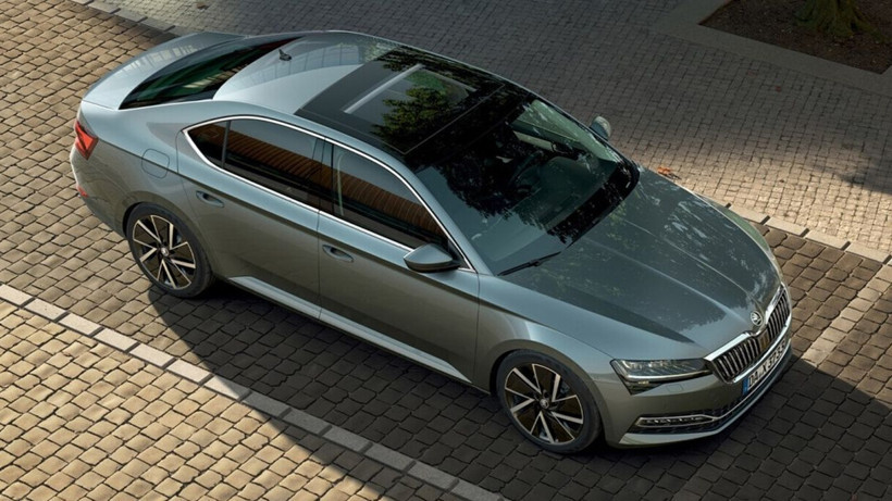 Skoda Superb fiyatlarında bu kez çılgınlık var; Liste dibi görmüş durumda - Fotoğraf: 7