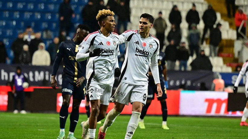 Beşiktaş’ta Gedson Fernandes dönemi sona erdi; Yıldız futbolcu 2 yıllık anlaşmayı sağladı - Fotoğraf: 2
