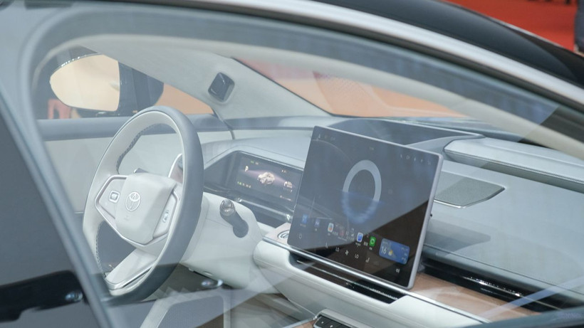Toyota’nın yeni elektrikli otomobili Türkiye’de; Toyota bZ7 fiyatı çok şaşırtacak - Fotoğraf: 3