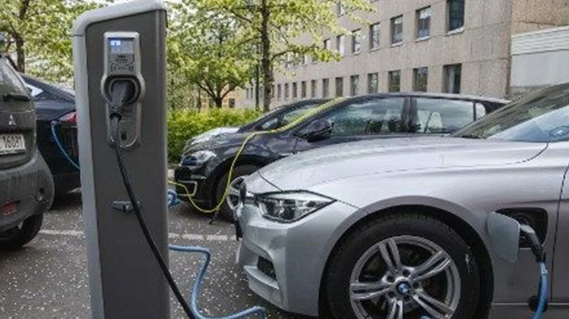 Elektrikli otomobil kullanıcılarına kötü haber; Bir dönem erken bitiyor - Fotoğraf: 9