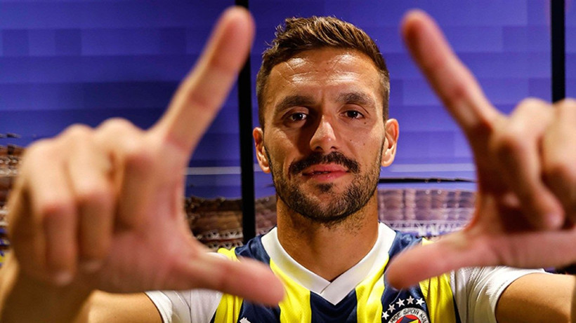 Fenerbahçeli yıldızın eşinden olay paylaşım; Ayrılığı resmen ifşa etti - Fotoğraf: 5
