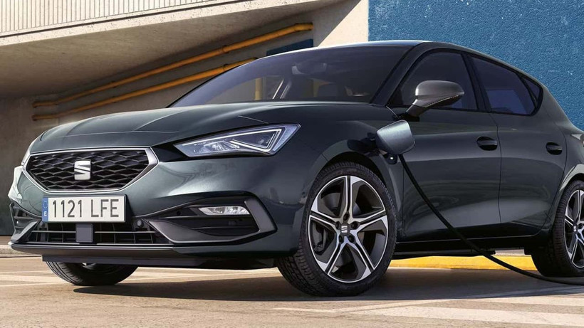 Seat Leon fiyatlarında çılgınlık başladı; Fiyatı düşürüldü, aylık taksitte sürpriz var - Fotoğraf: 7
