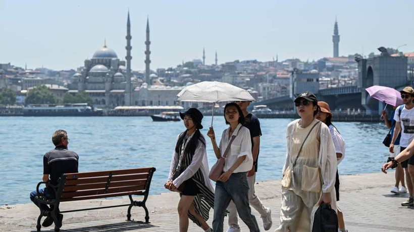 İstanbul için bir kötü haber daha geldi! Rüzgar hafifleyecek, sıcaklık 40 dereceye yükselecek - Fotoğraf: 2