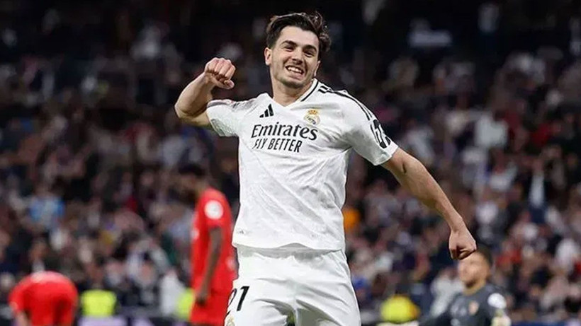 Real Madrid'in yıldızı Fenerbahçe'ye imzaya atacak; Kanarya yılın transferini bitirdi - Fotoğraf: 6