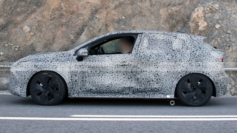 İşte karşınızda tamamen yenilenen Renault Clio; Herkes en çok fiyatını merak ediyordu - Fotoğraf: 4