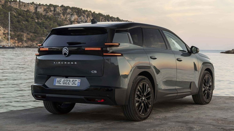 Citroen'in yeni bombası C5 Aircross, Kasım'da Türkiye'ye iniş yapıyor! - Fotoğraf: 7