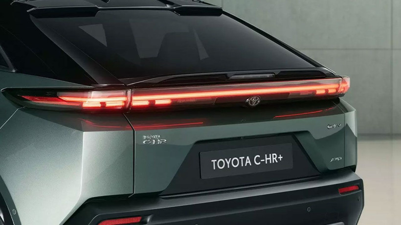 Ve Elektrikli Toyota C-HR sonunda tanıtıldı; Bu menzil ve fiyata çok satar - Fotoğraf: 11