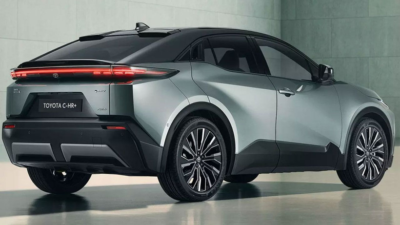 Ve Elektrikli Toyota C-HR sonunda tanıtıldı; Bu menzil ve fiyata çok satar - Fotoğraf: 9