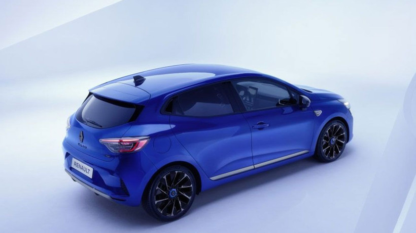 Yeni kasa Renault Clio fiyatları dibe çekildi! Tam 200 bin TL’lik indirim var - Fotoğraf: 2