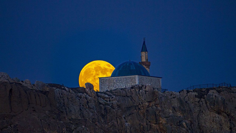 Kasım Dolunayı Van semalarında görsel şölen sundu - Fotoğraf: 3