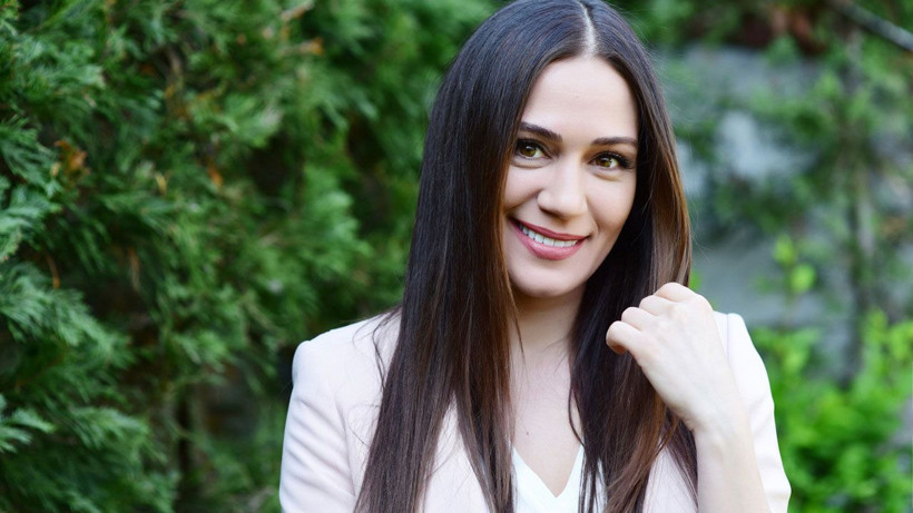 Kızılcık Şerbeti dizisinde değişiklik depremi! Gelen isim herkesi şoka uğrattı - Fotoğraf: 5