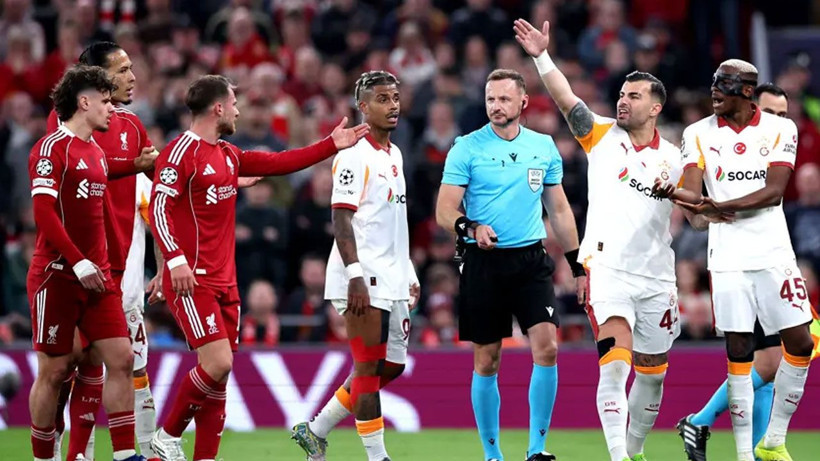 Galatasaray'da Victor Osimhen'in kaçıracağı maçlar belli oldu! Taraftarları endişelendiren durum - Fotoğraf: 2