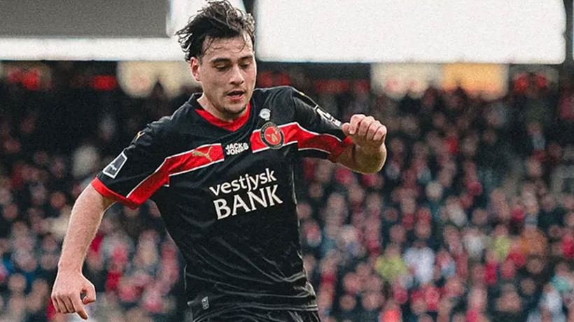 Avrupa'yı sallayan Türk yıldıza büyük onur! Süper Lig devleri hemen peşine düştü - Fotoğraf: 2