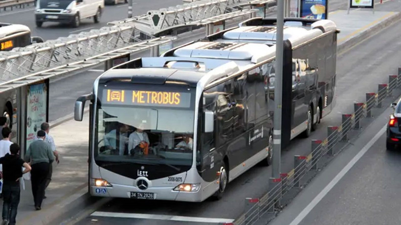 Dikkat! Yarın altı durak kapalı: Metrobüs, Fatih Sultan Mehmet Köprüsü'nden gidecek - Fotoğraf: 2
