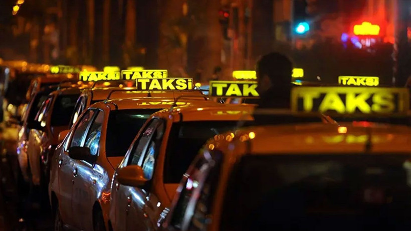 İstanbul taksilerinde 53 milyon liralık dev pasta! Taksicilerin cebinden şirketlere para akacak - Fotoğraf: 2