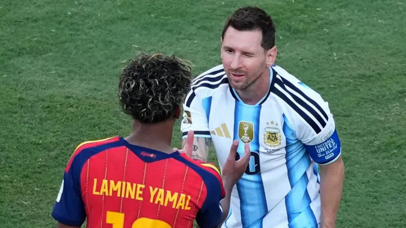 19 yıl önce küvette yıkadığı bebek, Messi'nin elinden Dünya Kupası'nı aldı - Fotoğraf: 4