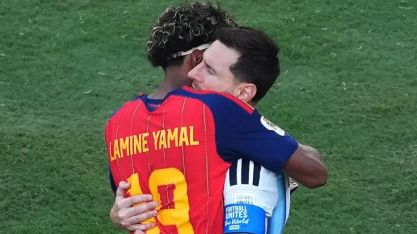 19 yıl önce küvette yıkadığı bebek, Messi'nin elinden Dünya Kupası'nı aldı - Fotoğraf: 5