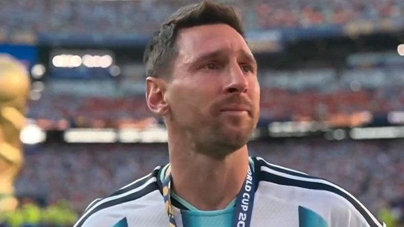 Lionel Messi, Dünya Kupası finali sonrası gözyaşlarını tutamadı - Fotoğraf: 7