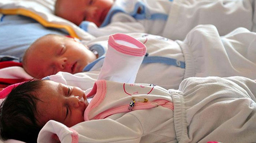 15 milyonda bir görülüyor! Tek yumurta dördüzleri dünyaya geldi - Fotoğraf: 4