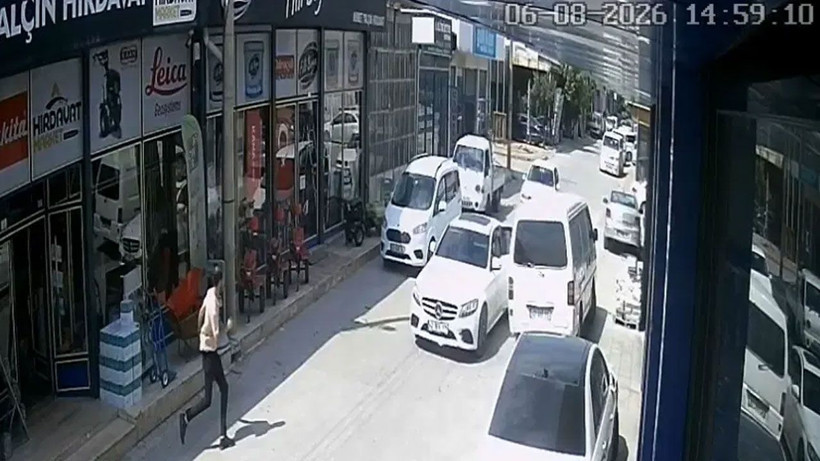 Lüks otomobille milyonluk soygun! Kar maskesi takıp para ve altınları çaldılar - Fotoğraf: 2