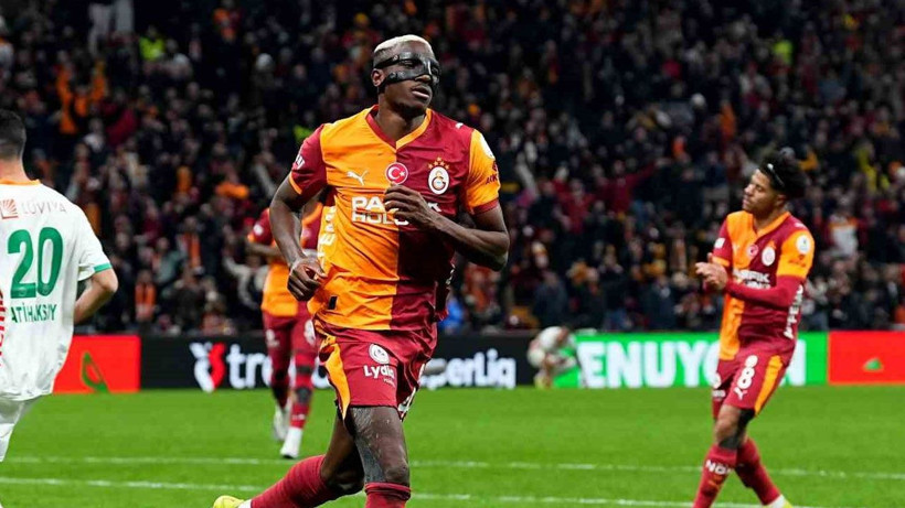 Victor Osimhen'i transferde şoke edecek gelişme! Yer yerinden oynayacak - Fotoğraf: 5