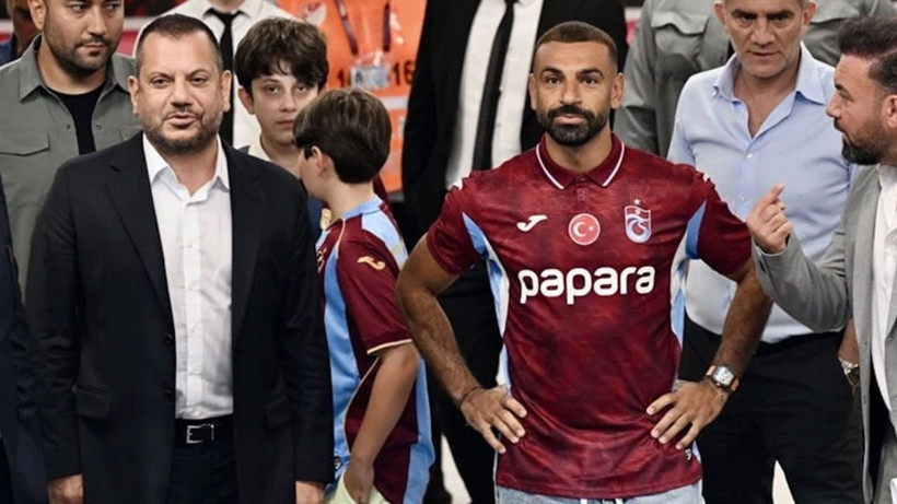 Trabzonspor'da Salah çılgınlığı, binlerce taraftar stadyuma akın etti - Fotoğraf: 4