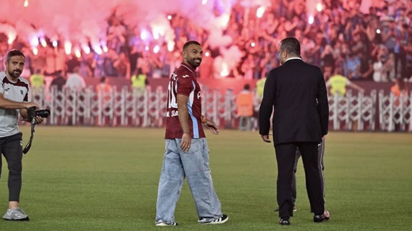 Trabzonspor'da Salah çılgınlığı, binlerce taraftar stadyuma akın etti - Fotoğraf: 3